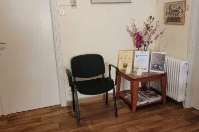 αίθουσα αναμονης 2a